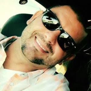 Meet your Posher, Christopher